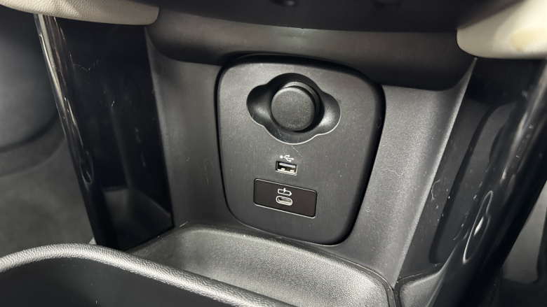 MINI Hatchback 135kW Cooper S Level 3 33kWh 3dr Auto Electric Hatchback